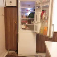 یک عدد یخچال فریزر ال جی در حد نو