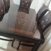 نهارخوری میزش ۶ نفره صندلی هاش ۵ نفره