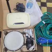 رادیو وایرلس به همراه مودم و آدابتور و کابل