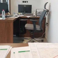 استخدام نیروی فعال درفروش