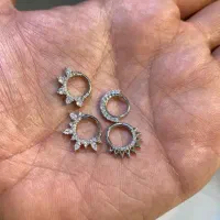 مرکز فوق تخصص پرسینگ‌ بینی