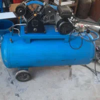 پمپ باد ۳۰۰ لیتری در حد نو