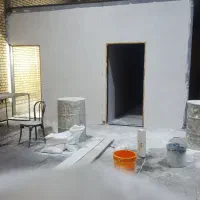 گچکاری و لکه گیری