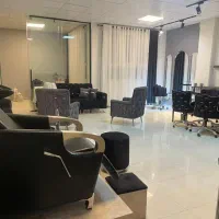 واحد اداری شیک و آماده بهره‌برداری