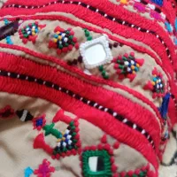 اینه میدوزم