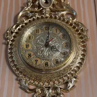 ساعت دیواری