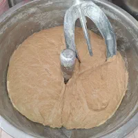 نان سبوس دار با ارد کامل نجف اباد خیابان ریاضی
