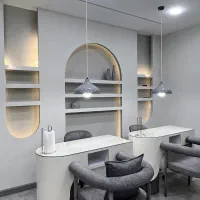 اجاره میز ناخن و تخت  و صندلی رنگ و کراتین