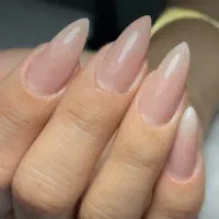کاشت ناخن ۵۰۰
