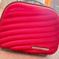 چمدان آرایشی venus