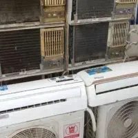 ایستاده و غ معیوب کولر و سا مشتری هستیم