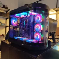 کیس اکواریومی گیمینگ.پریمیرمهندسی.برنامه نویسی185