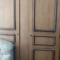 کمد با چوب گردو