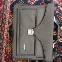 کیف رمز دار برند دلسی