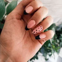 مدل کاشت ناخن فقط با هزینه مواد