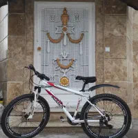 دوچرخه ۲۶ کم کار در حد بدون ایراد تمام آلمینیوم