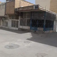مغازه-تجاری-فروشی-38-متری-دونبش-بر-کوچه-ی-اصلی