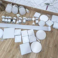 تعدادی لامپ سالم