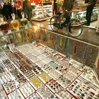 مغازه تجاری 10 متر/بازار رضا(ع)/همکف