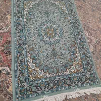 یک جفت قالیچه سبز