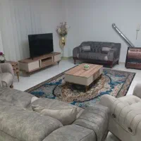 ۹۰ متر / دو خواب/ بین فلکه چهارم و پنجم/ شاخه
