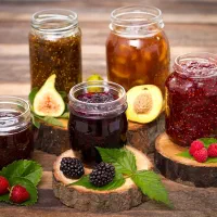 مربا خانگی با عسل طعم بهشتی تعداد محدود
