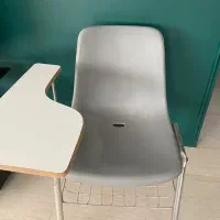 صندلی دانشجویی