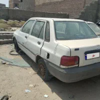 ماشین فروشی داخل پارکینگ کشاورز