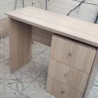 میز و کشو ۳ تایی صندلی چرخ دار جک دار