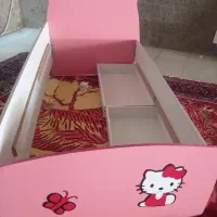 تخت دخترانه سفید صورتی هلاکیتی نو