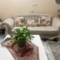 مبلمان راحتی ۷ نفره با میز ناهارخوری