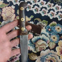 چاقو|کلکسیون اشیاء عتیقه|قم, جمکران|دیوار