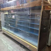 خریدار انواع یخچال فریزرهای صنعتی فروشگاهی.