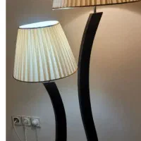 اباژورایستاده
