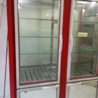 یخجال مغازه ایستاده