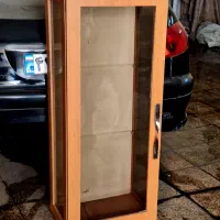 ویترین چوبی