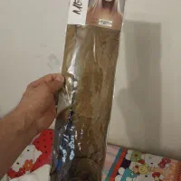 یک بسته موی طبیعی زنانه هست