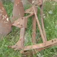 یک عدگاوآهن تسمه ای