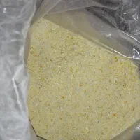 آرد ذرت تمیز و بدون هیچ چیز اضافه