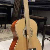 فروش گیتار زیر قیمت