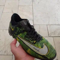 استوک فوتبال Final طرح Nike Phantom سایز ۴۰ـ تمیز