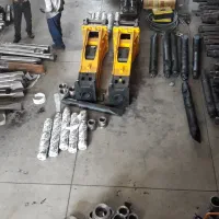 کار گر ساده
