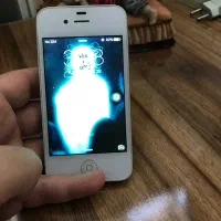ایفون ۴s لازرورق