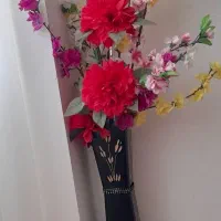 گل وگلدان