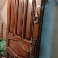 در ورودی حال