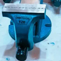 گیره رومیزی فولادی 120 صنعتگران