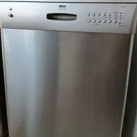 ماشین ظرفشویی زانوسی