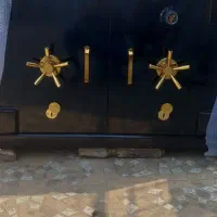 گاوصندوق زیرویترینی