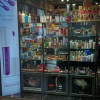 استخدام فروشنده لوازم ارایشی