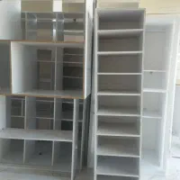 کمدوویترین داخل مغازه